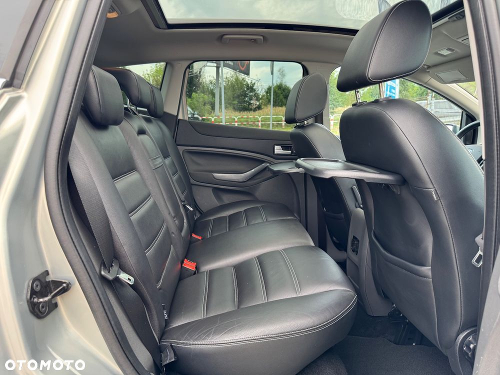 Ford Kuga 2.0 TDCi 4x4 Titanium - 25
