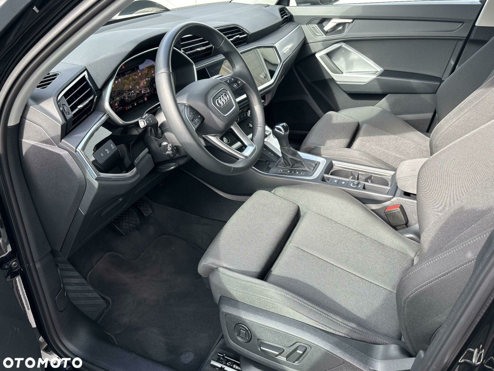 Audi Q3 - 16