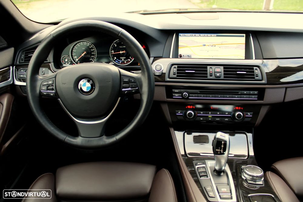 BMW 520 d Line Luxury Auto - 19