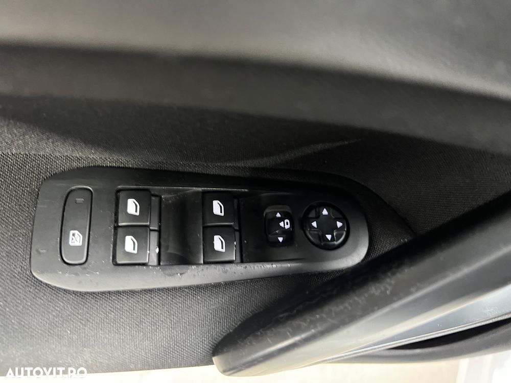 Peugeot 308 BlueHDi FAP 150 Stop&Start Automatik Allure - 17