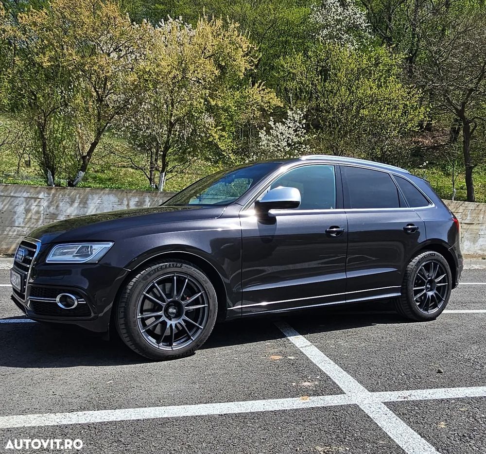 Audi SQ5 - 7