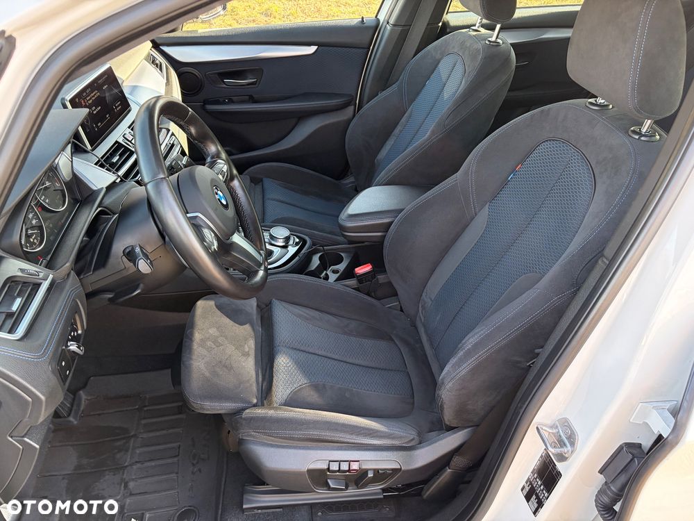 BMW Seria 2 220d Sport-Aut M Sport - 31