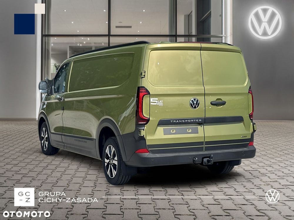 Volkswagen Transporter - 4