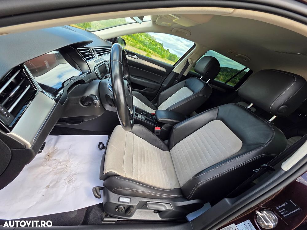 Volkswagen Passat 2.0 TDI DSG (BlueMotion Technology) Highline - 12