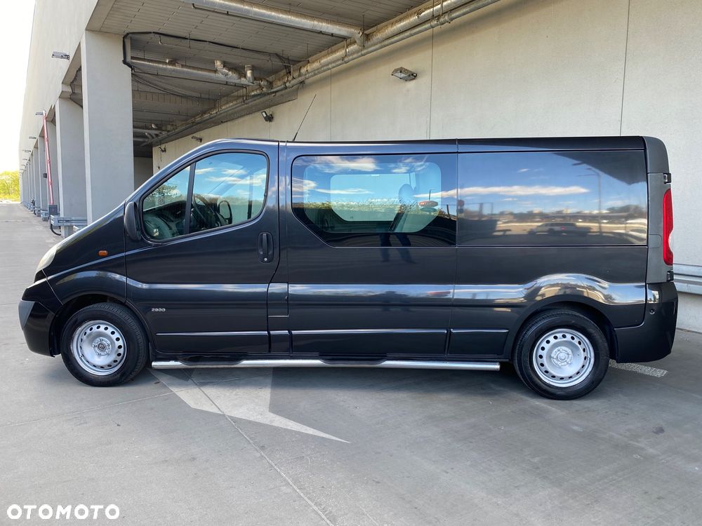 Opel Vivaro L2H1 2.9t - 8