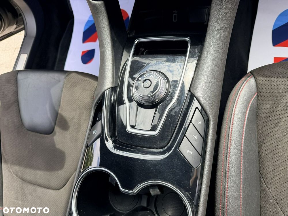Ford Mondeo - 30