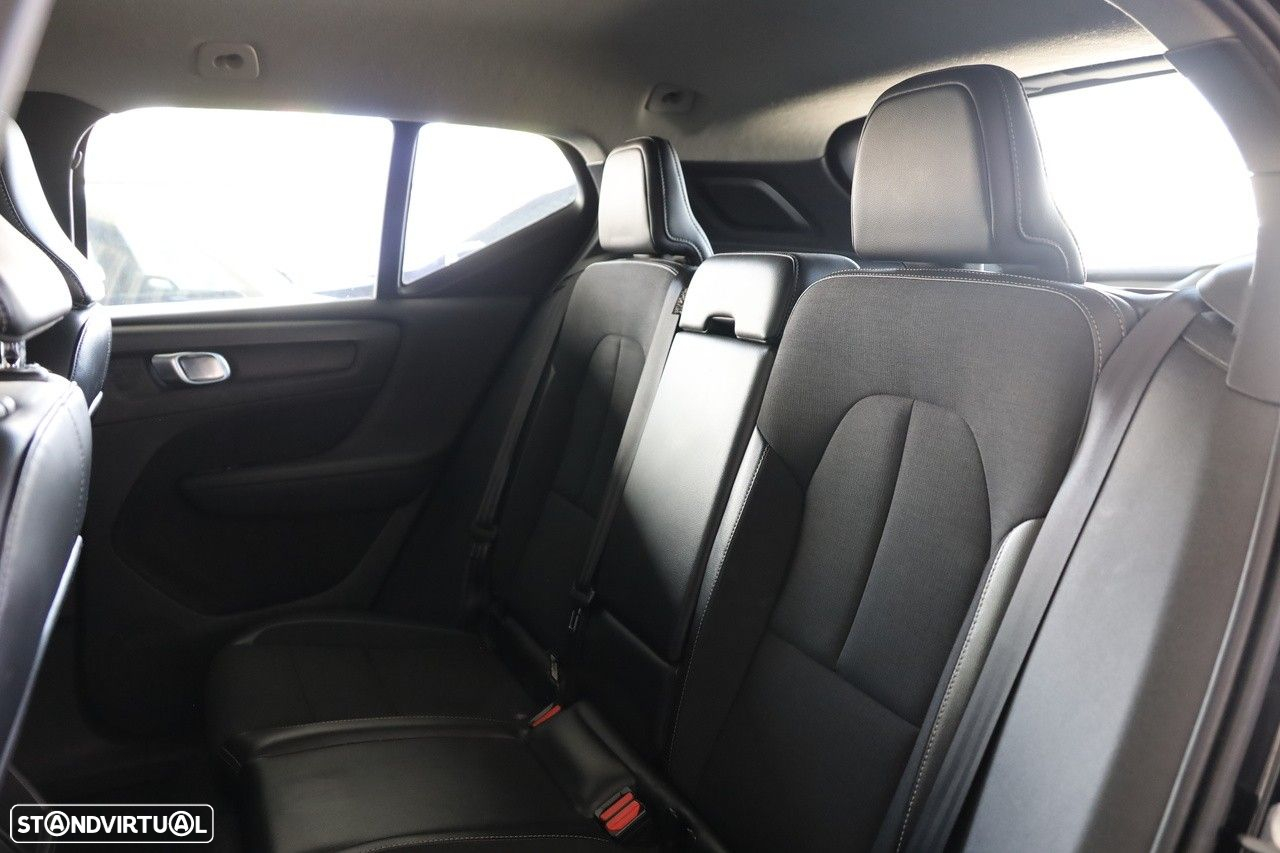 Volvo XC 40 2.0 D3 Momentum - 6