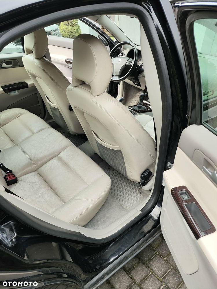 Volvo S40 2.0D Momentum - 12