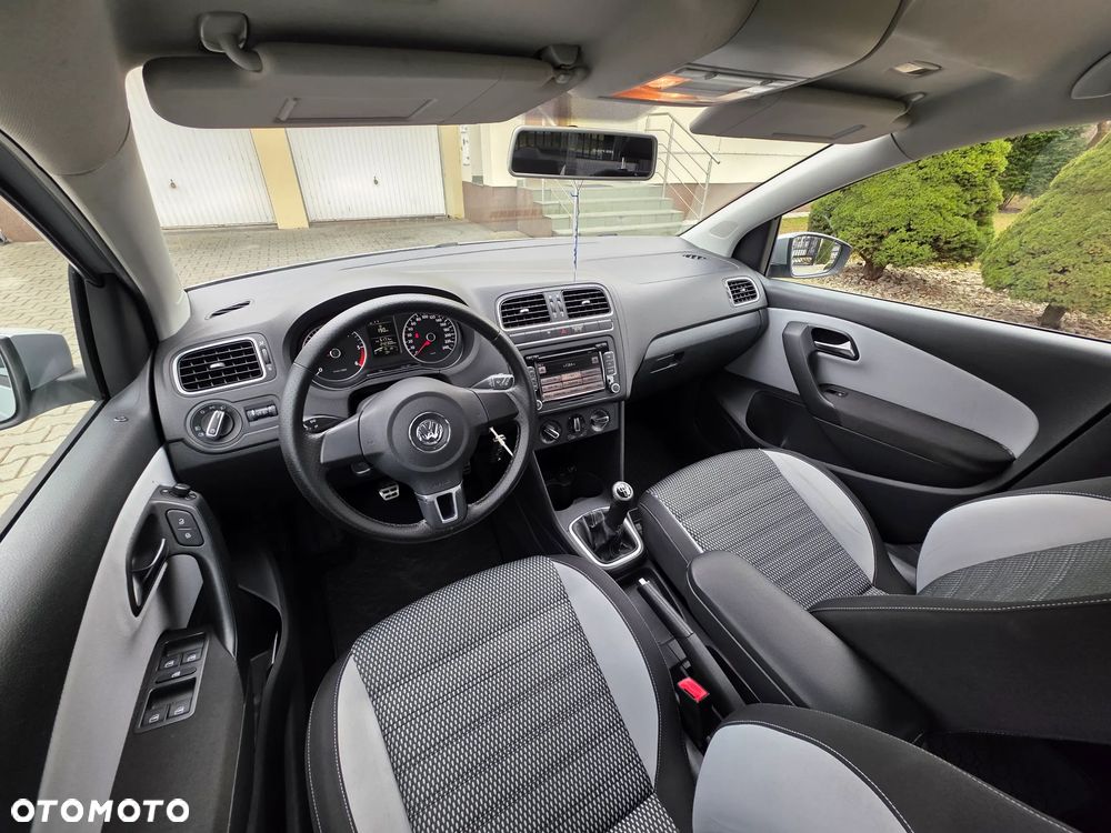 Volkswagen Polo Cross - 9