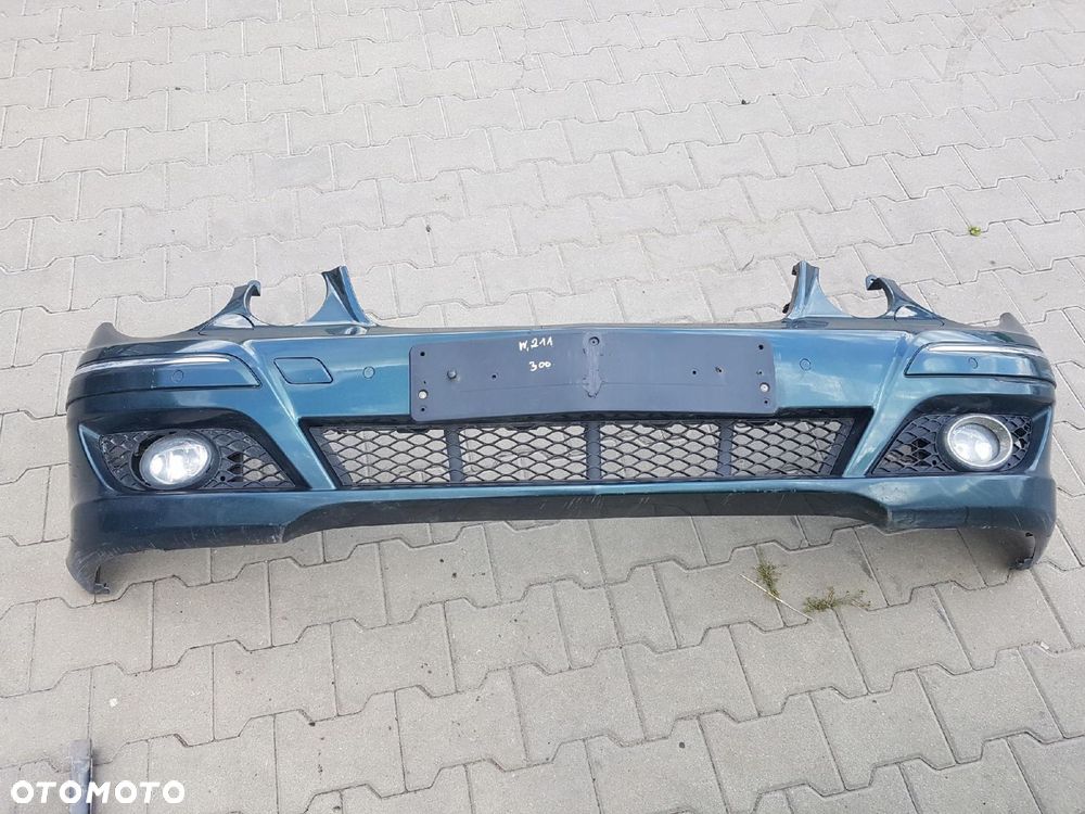 MERCEDES E KLASA W211 LIFT 06-09r ZDERZAK PRZÓD PDC 300 C300 - 1