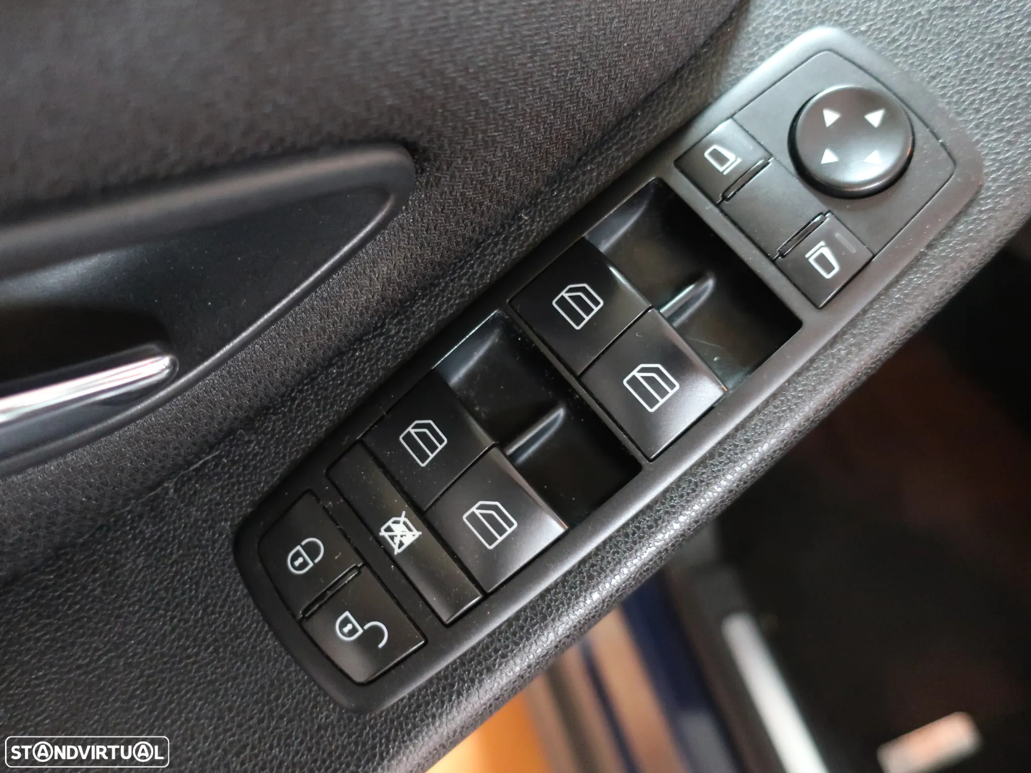 Mercedes-Benz A 150 Classic Automatic - 14