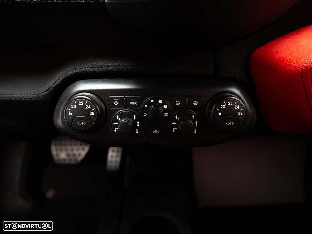 Ferrari 458 Speciale - 33