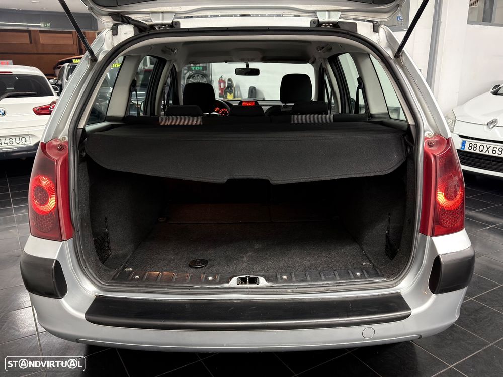 Peugeot 307 SW 1.6 HDi FAP Sport - 7