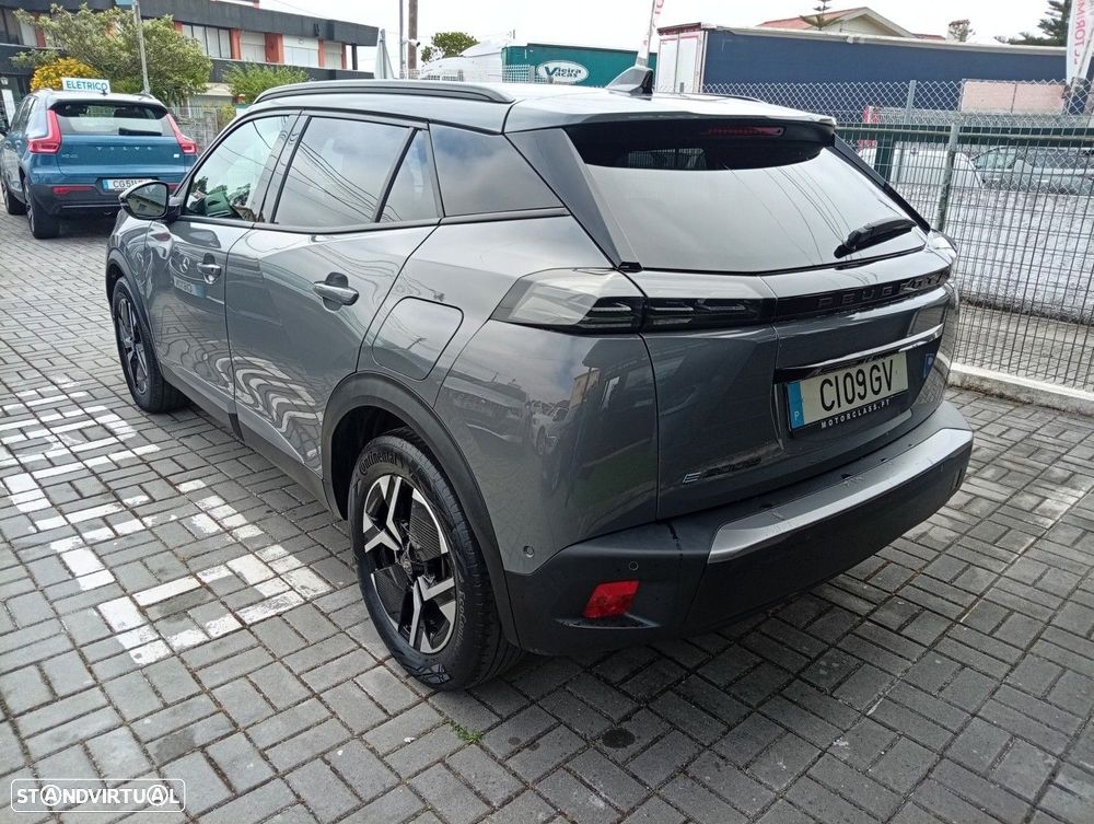 Peugeot e-2008 54 kWh GT - 6