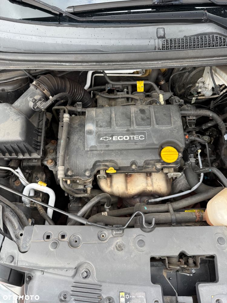 Chevrolet Aveo 1.4 16V LT - 6