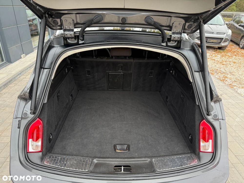 Opel Insignia 1.4 T Cosmo S&S - 24