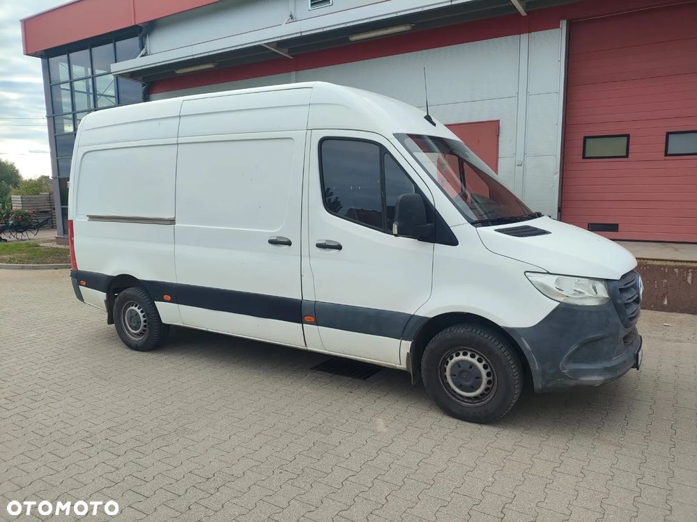 Mercedes-Benz Sprinter