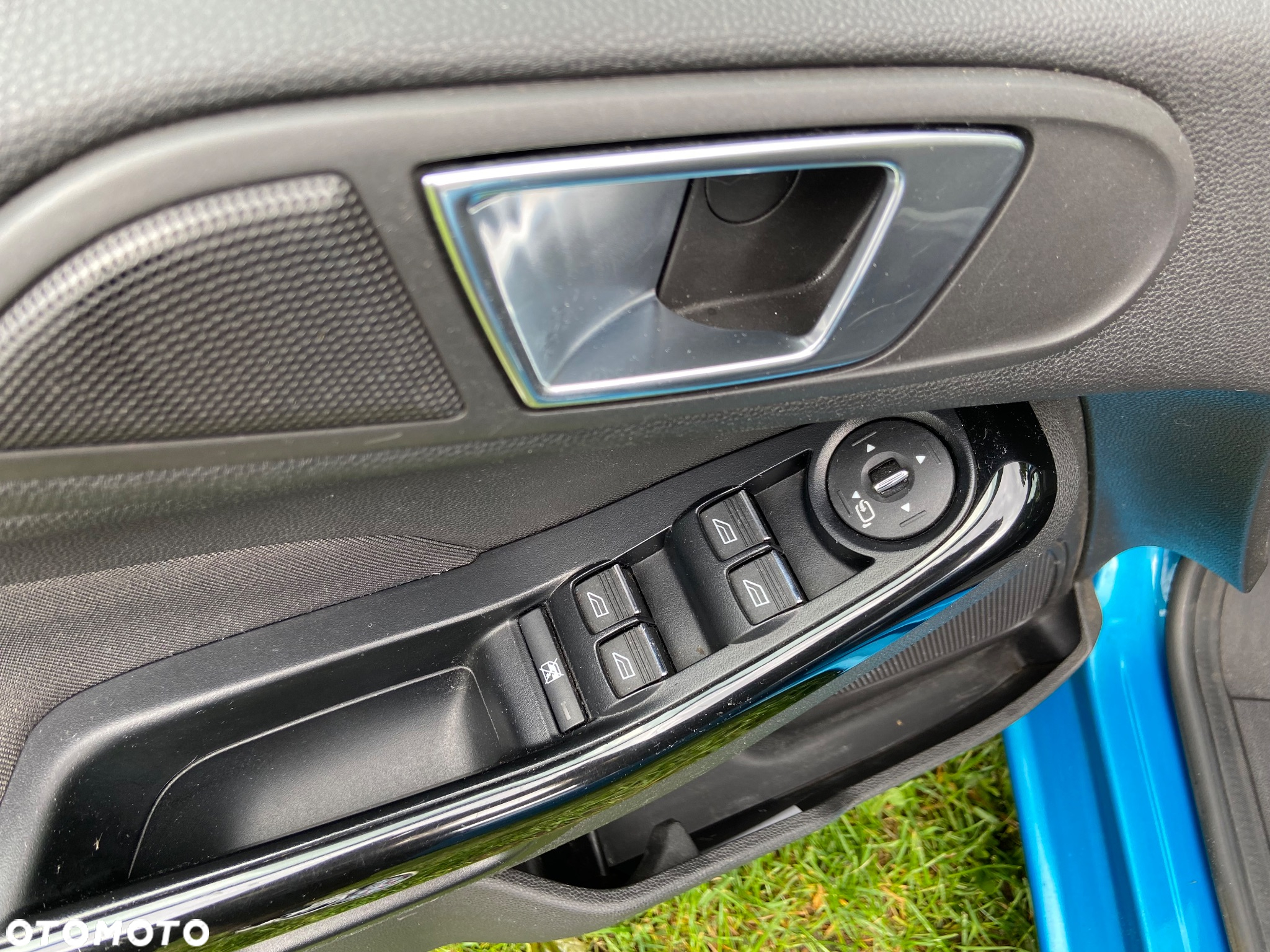 Ford Fiesta 1.0 EcoBoost Start-Stop Titanium - 17