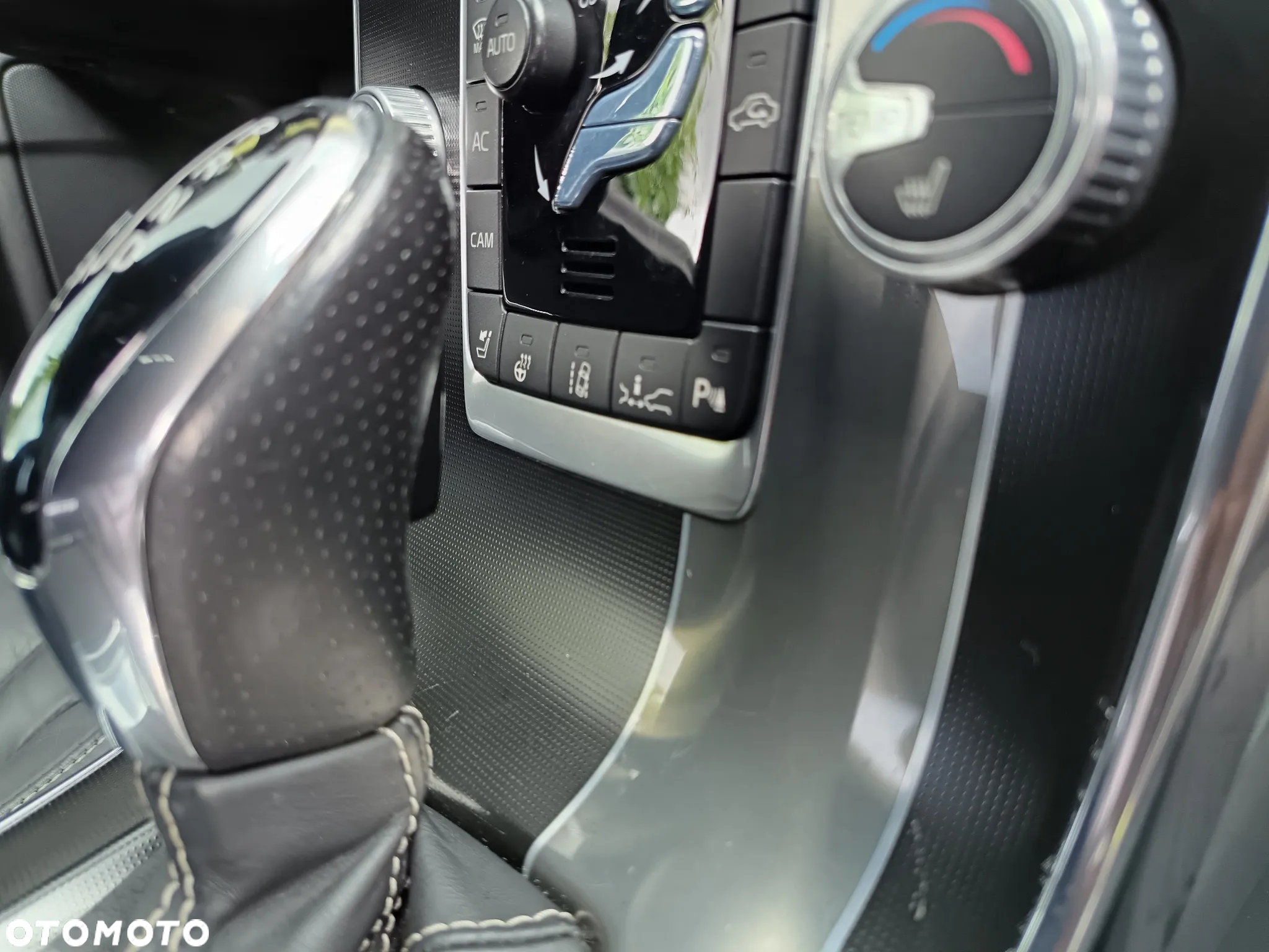 Volvo V60 T6 AWD R-Design Summum - 33
