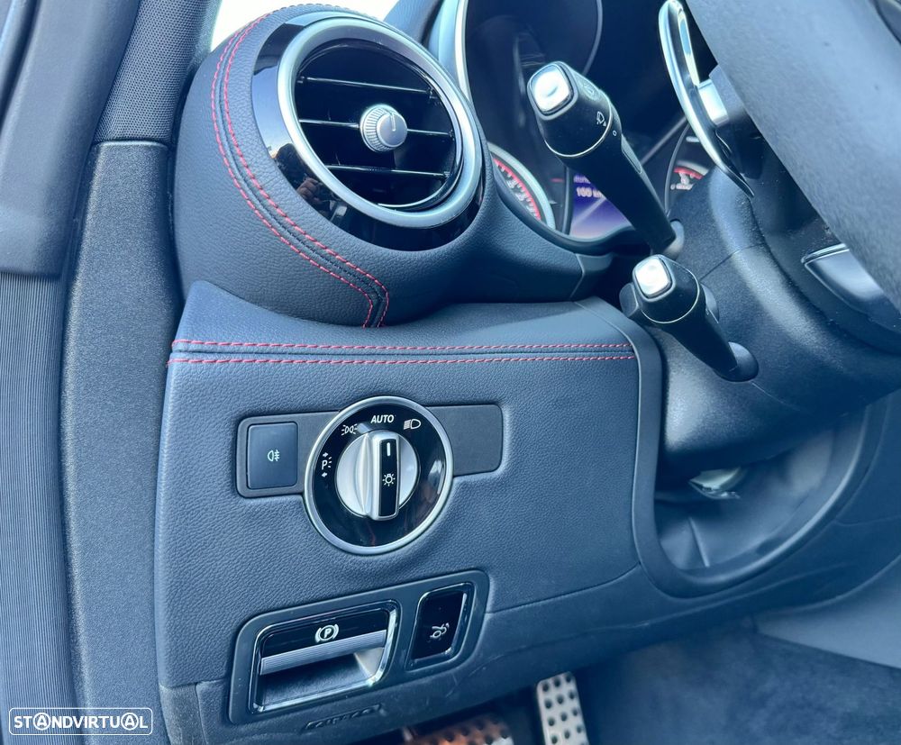 Mercedes-Benz AMG GT S - 26