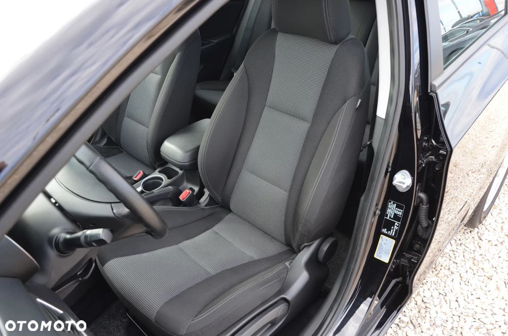 Hyundai i30 1.6 Trend - 32