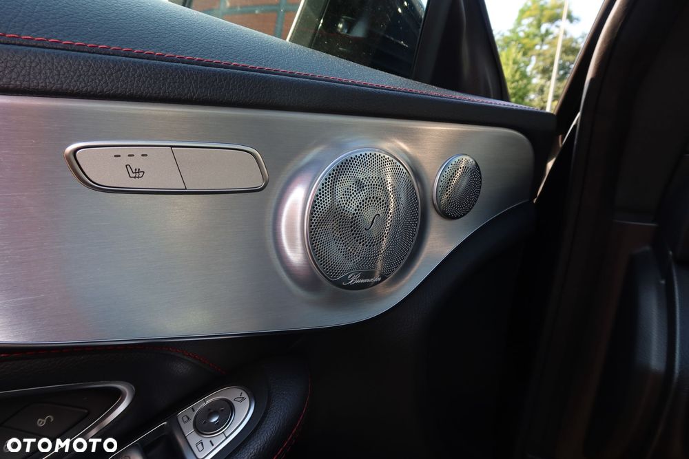 Mercedes-Benz Klasa C AMG 43 4-Matic - 9