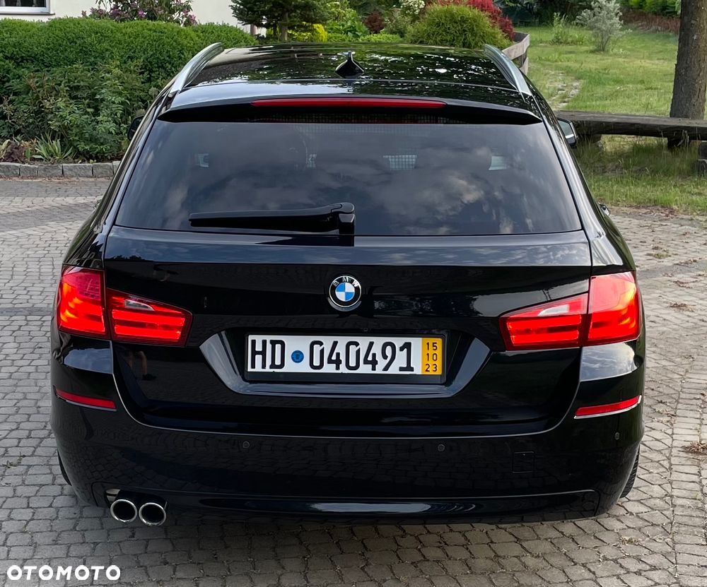 BMW Seria 5 525d - 6