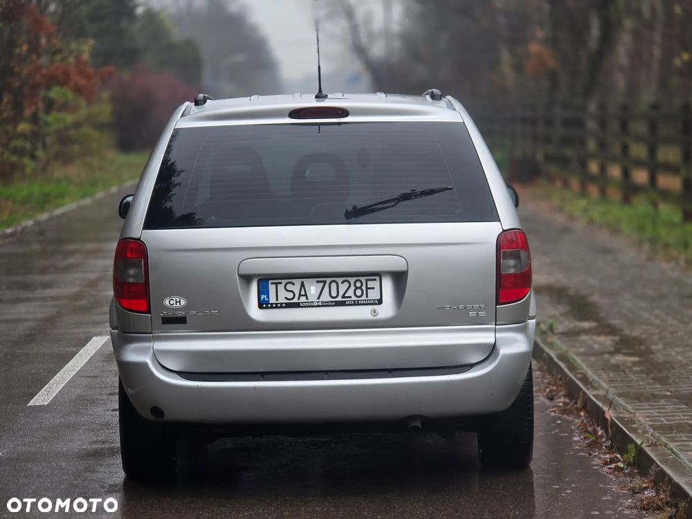 Chrysler Voyager 2.4 SE - 15
