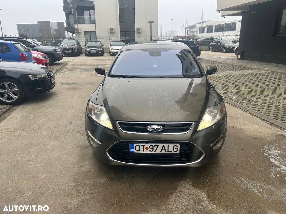 Ford Mondeo 2.0 EcoBoost Powershift Titanium - 2