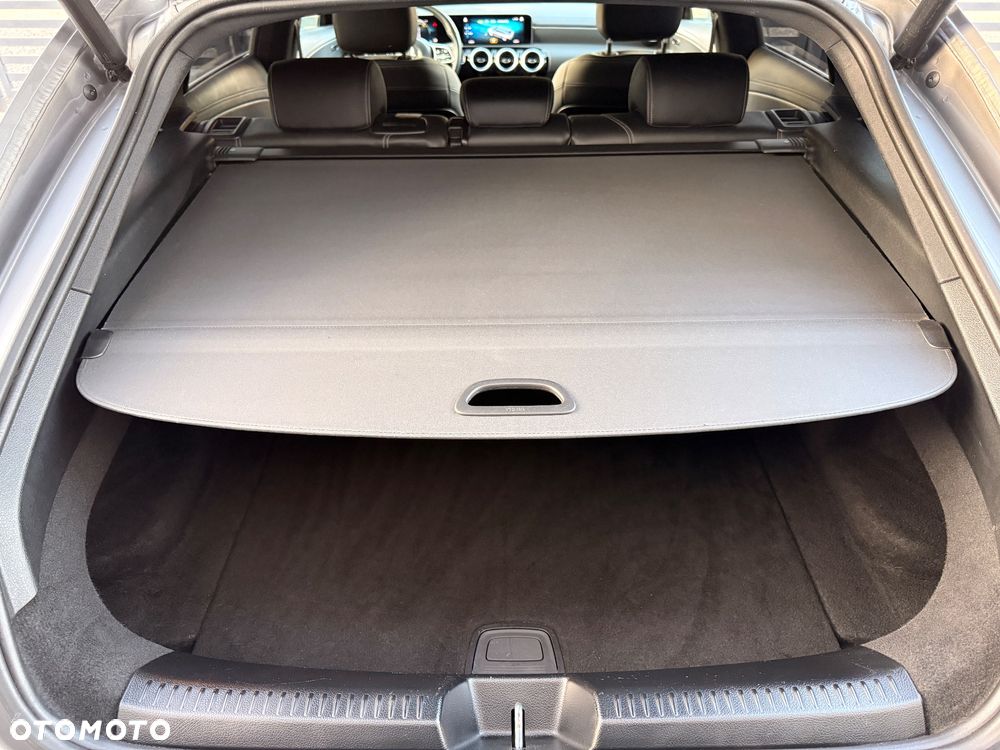 Mercedes-Benz CLA 220 d Progressive 8G-DCT - 18