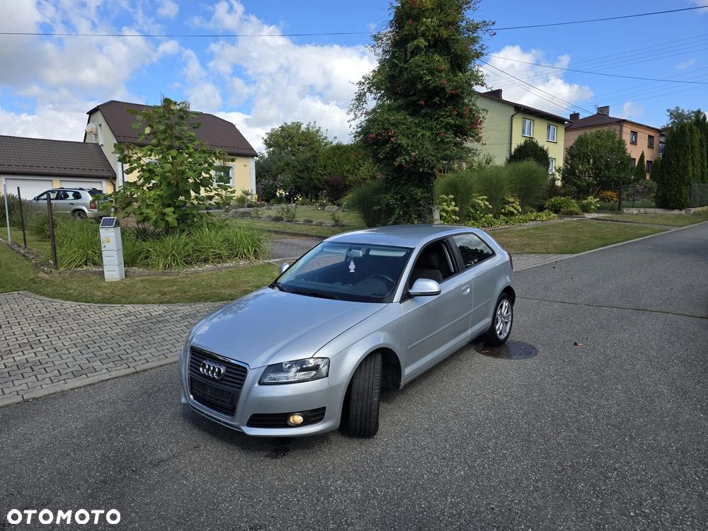 Audi A3 3-drzwiowe 1.6 Ambiente - 38