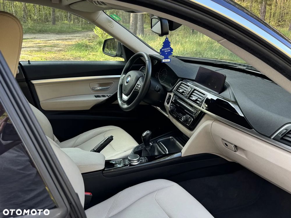 BMW 3GT ver-318d-luxury-line - 17