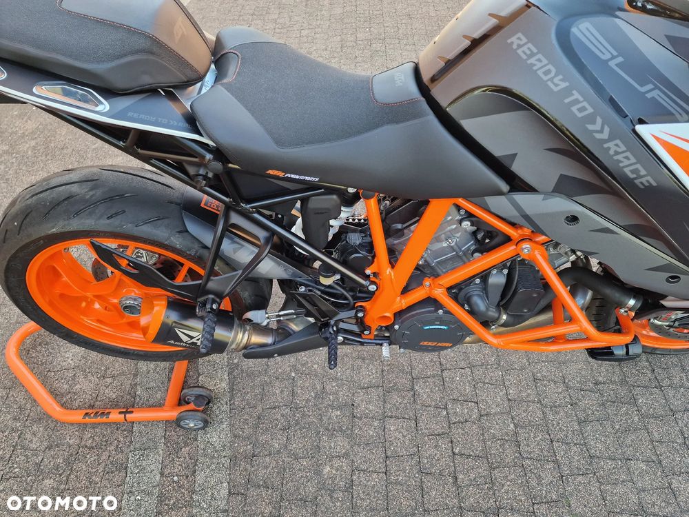 KTM Super Duke - 18