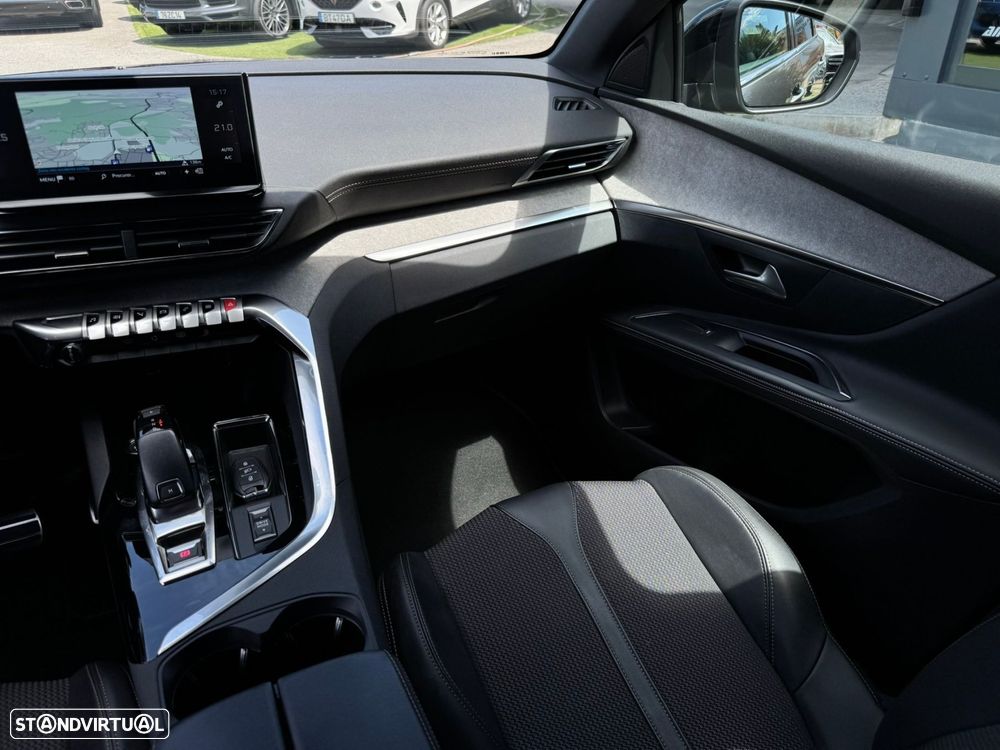 Peugeot 5008 1.5 BlueHDi GT EAT8 - 27