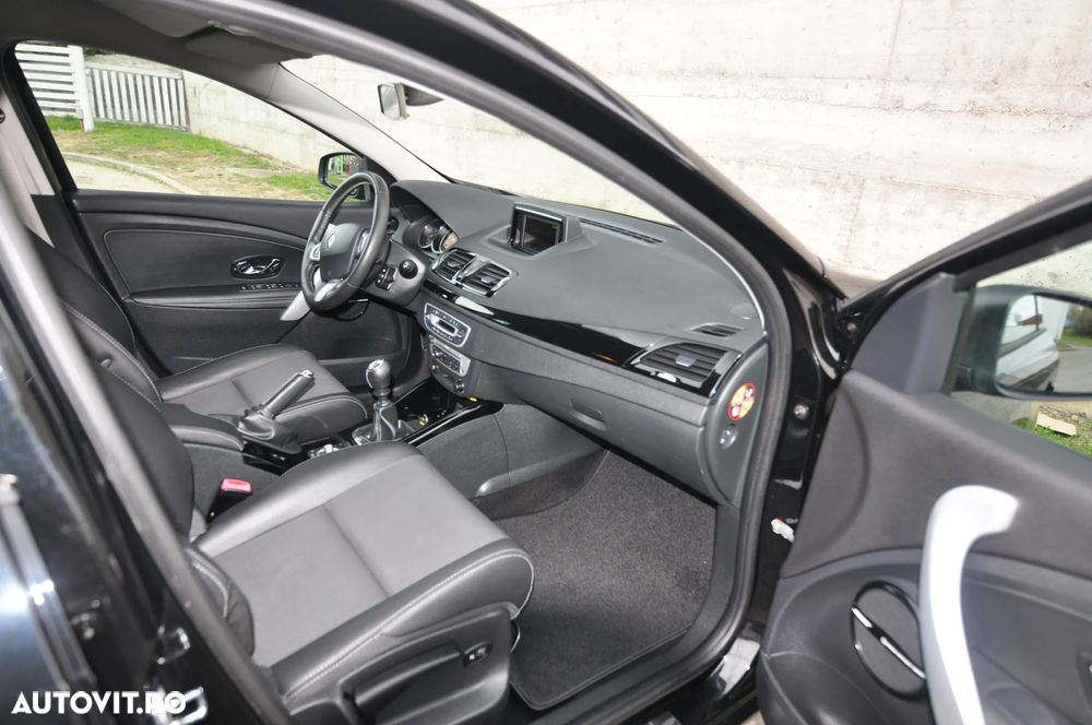 Renault Megane ENERGY dCi 130 Start & Stop Bose Edition - 16