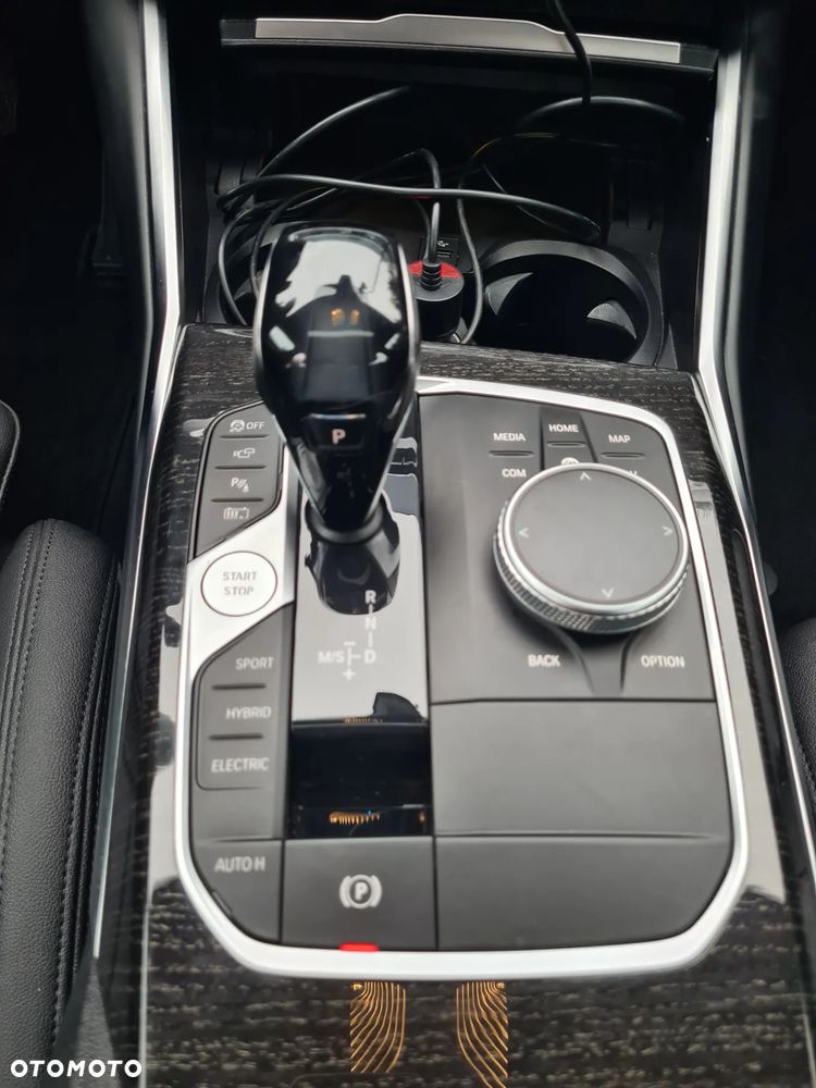 BMW Seria 3 - 16