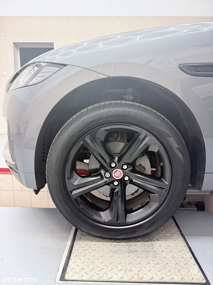 Jaguar F-Pace 2.0 i4D RWD R-Sport - 17