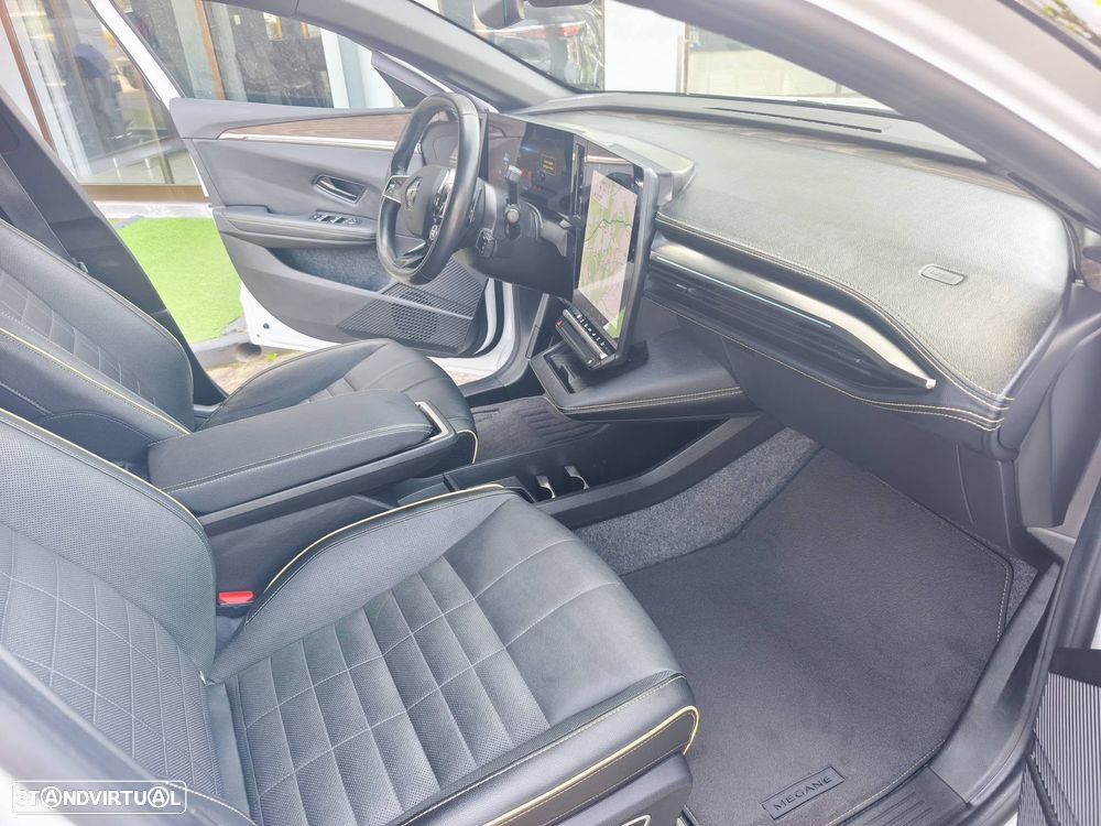 Renault Mégane E-Tech EV60 220hp optimum charge Iconic - 12