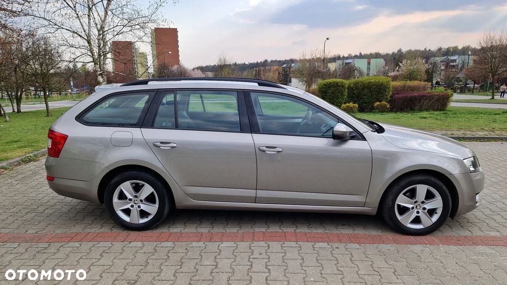 Skoda Octavia 1.6 TDI Ambition - 5