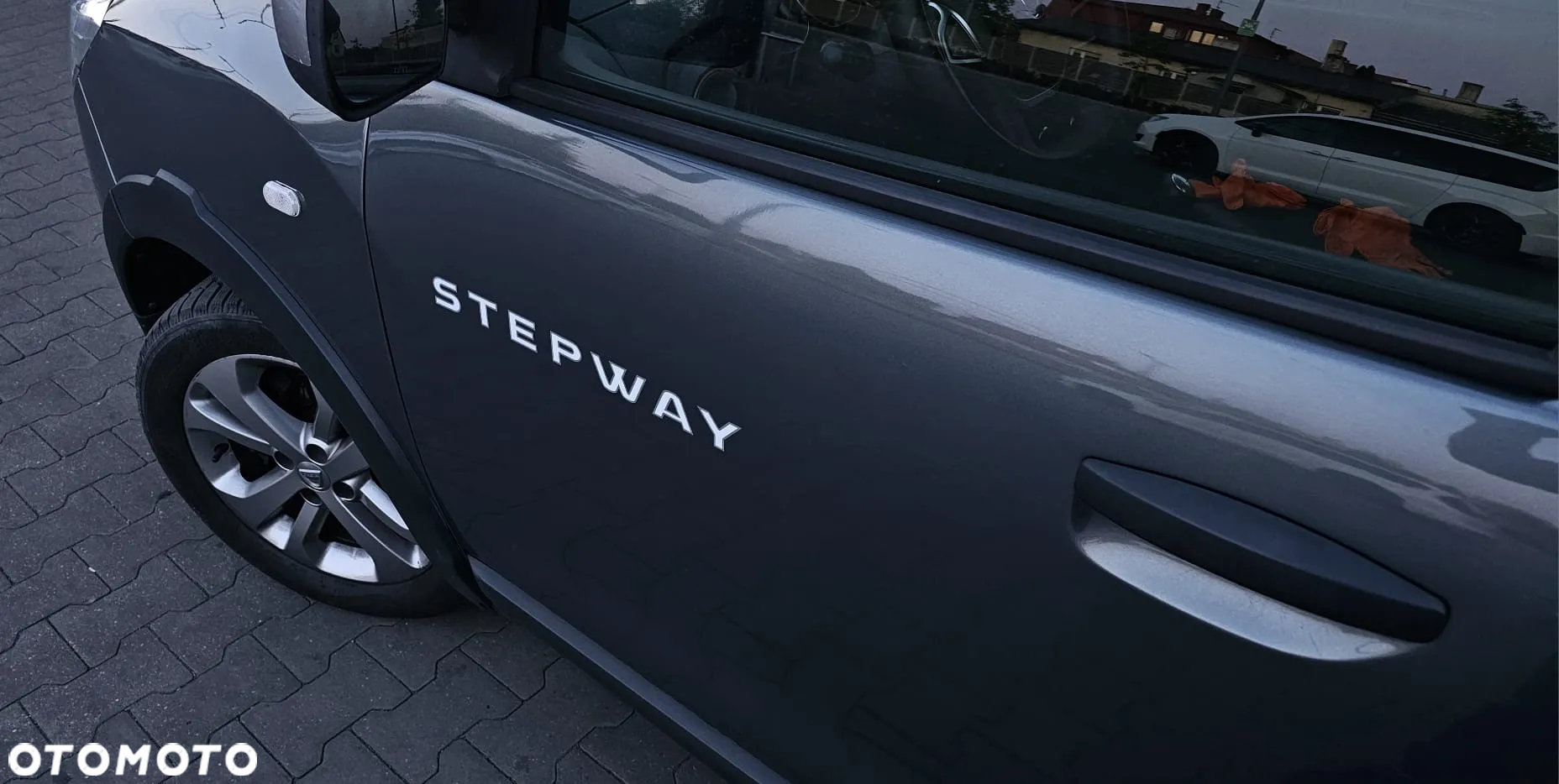 Dacia Lodgy dCi 110 Stepway - 4