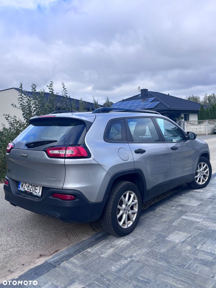 Jeep Cherokee - 2