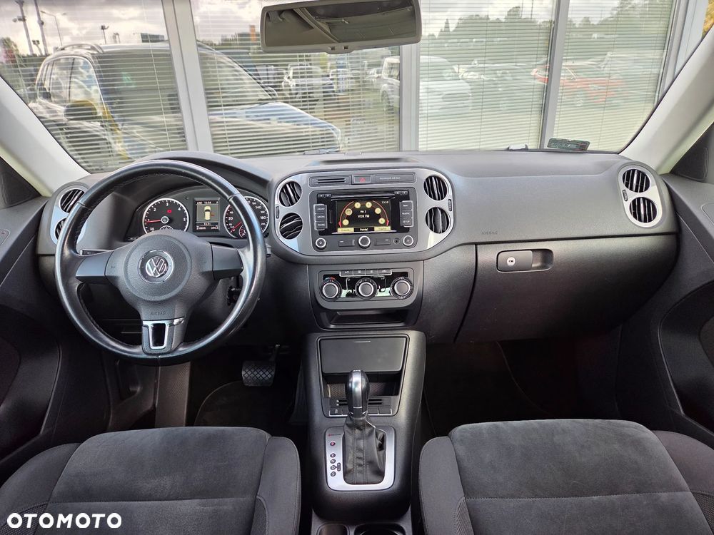 Volkswagen Tiguan 2.0 TDI DPF 4Motion BlueMotion Technology DSG Lounge Sport & Style - 39