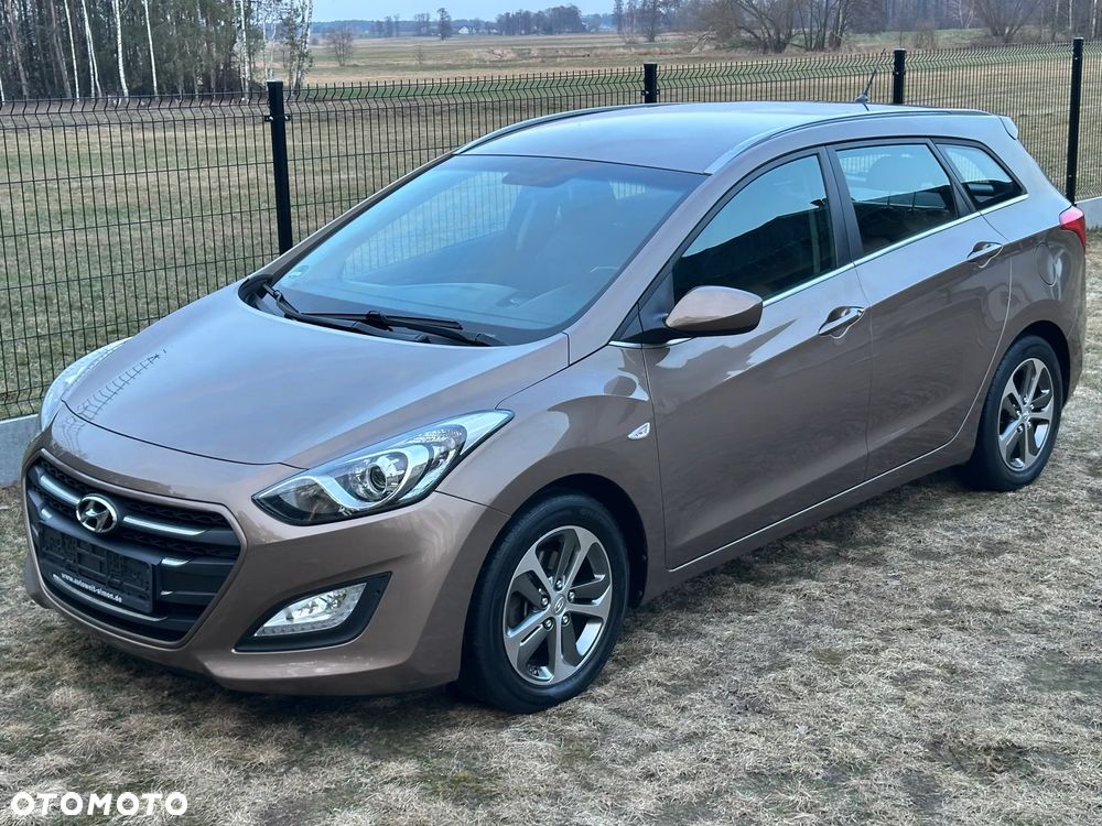 Hyundai i30 1.6 CRDI Trend - 13