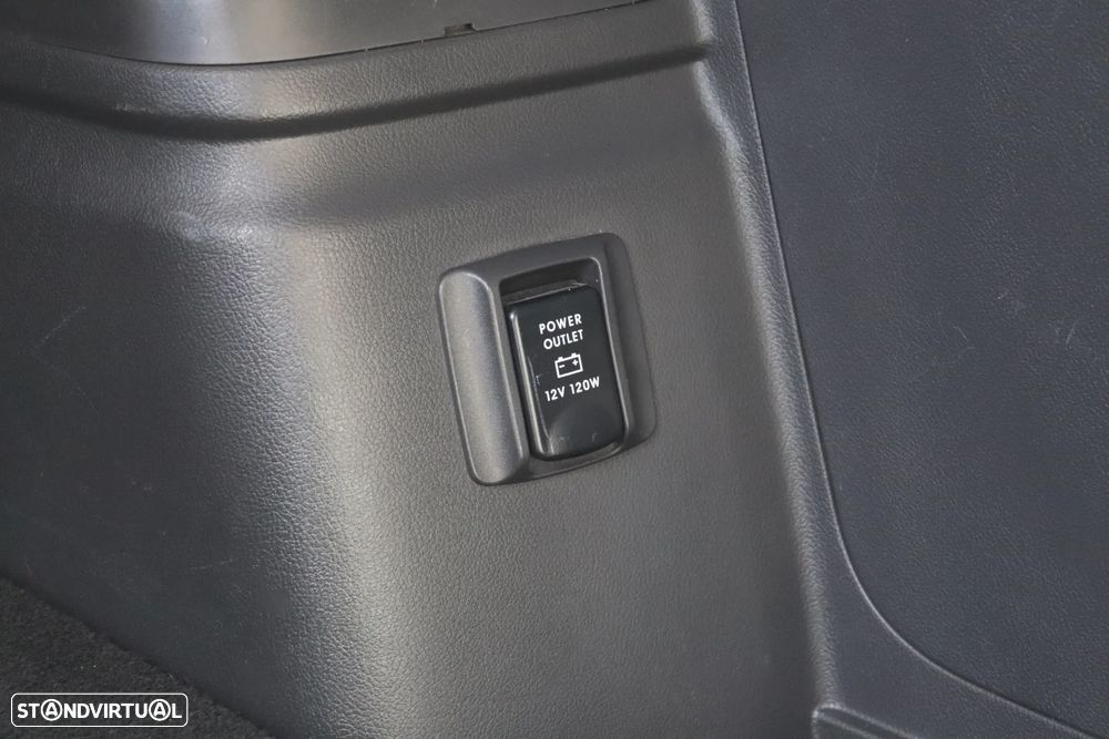 Mitsubishi Outlander - 47