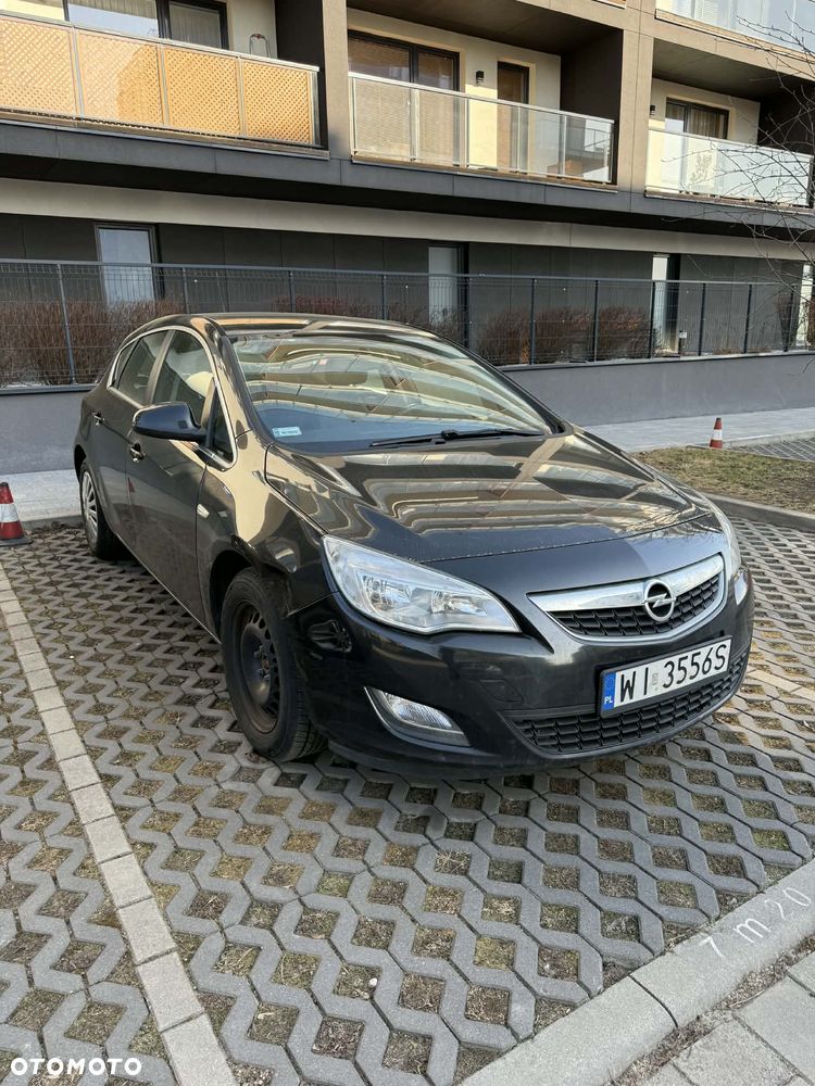 Opel Astra - 2