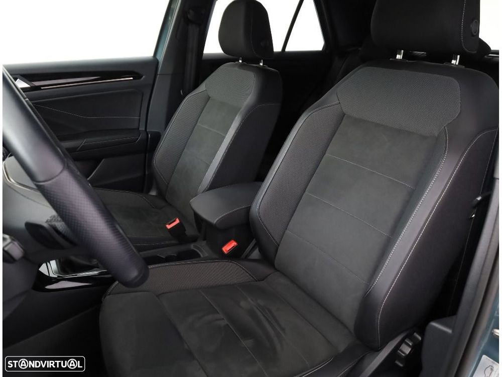 VW T-Roc 1.5 TSI R-Line DSG - 13