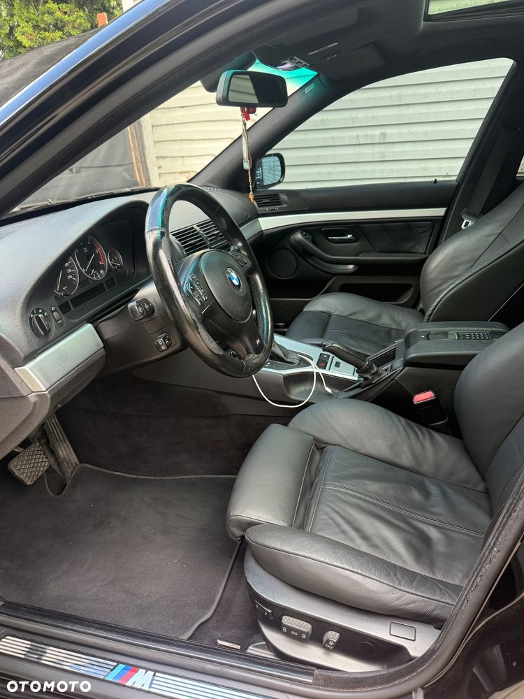 BMW Seria 5 - 10