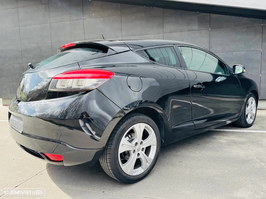 Renault Mégane Coupe 1.5 dCi Dynamique S - 4