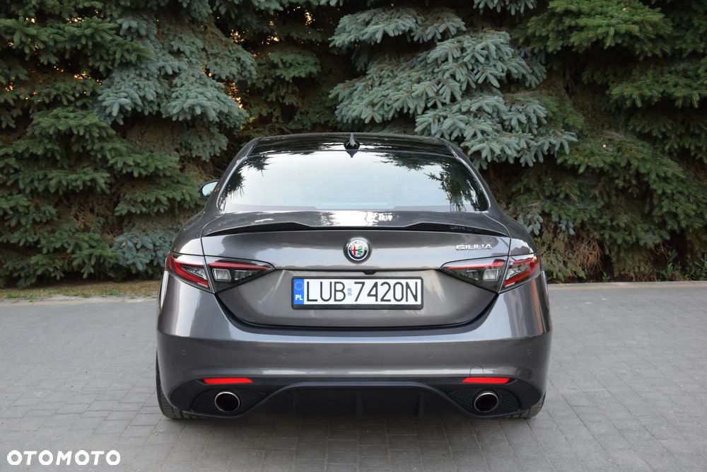 Alfa Romeo Giulia 2.0 Turbo 16V AT8 Veloce - 7