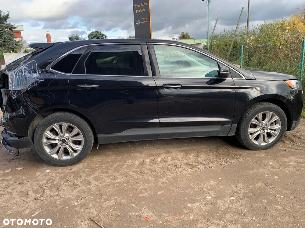 Ford Edge - 5